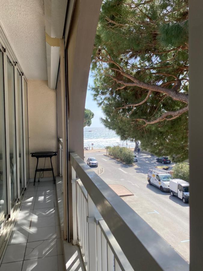 Superbe Appartement Cosy Vue Mer Pieds Dans L'Eau Cavalaire-sur-Mer Ngoại thất bức ảnh
