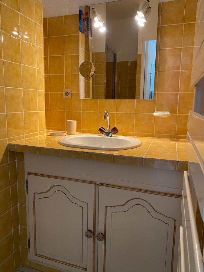 Superbe Appartement Cosy Vue Mer Pieds Dans L'Eau Cavalaire-sur-Mer Ngoại thất bức ảnh