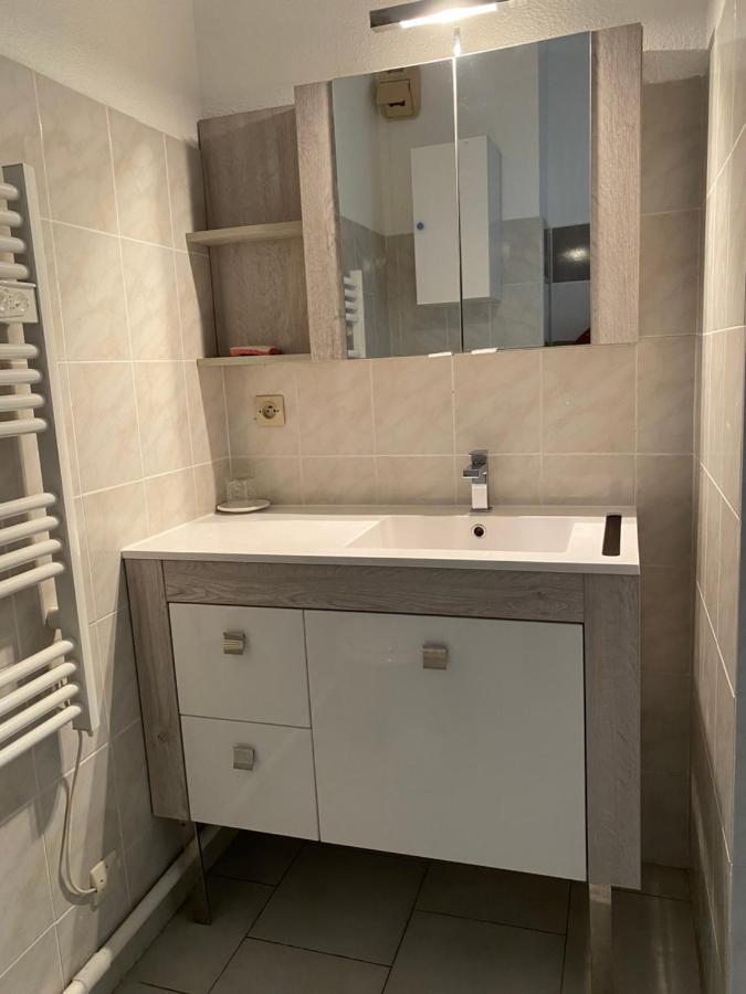 Superbe Appartement Cosy Vue Mer Pieds Dans L'Eau Cavalaire-sur-Mer Ngoại thất bức ảnh
